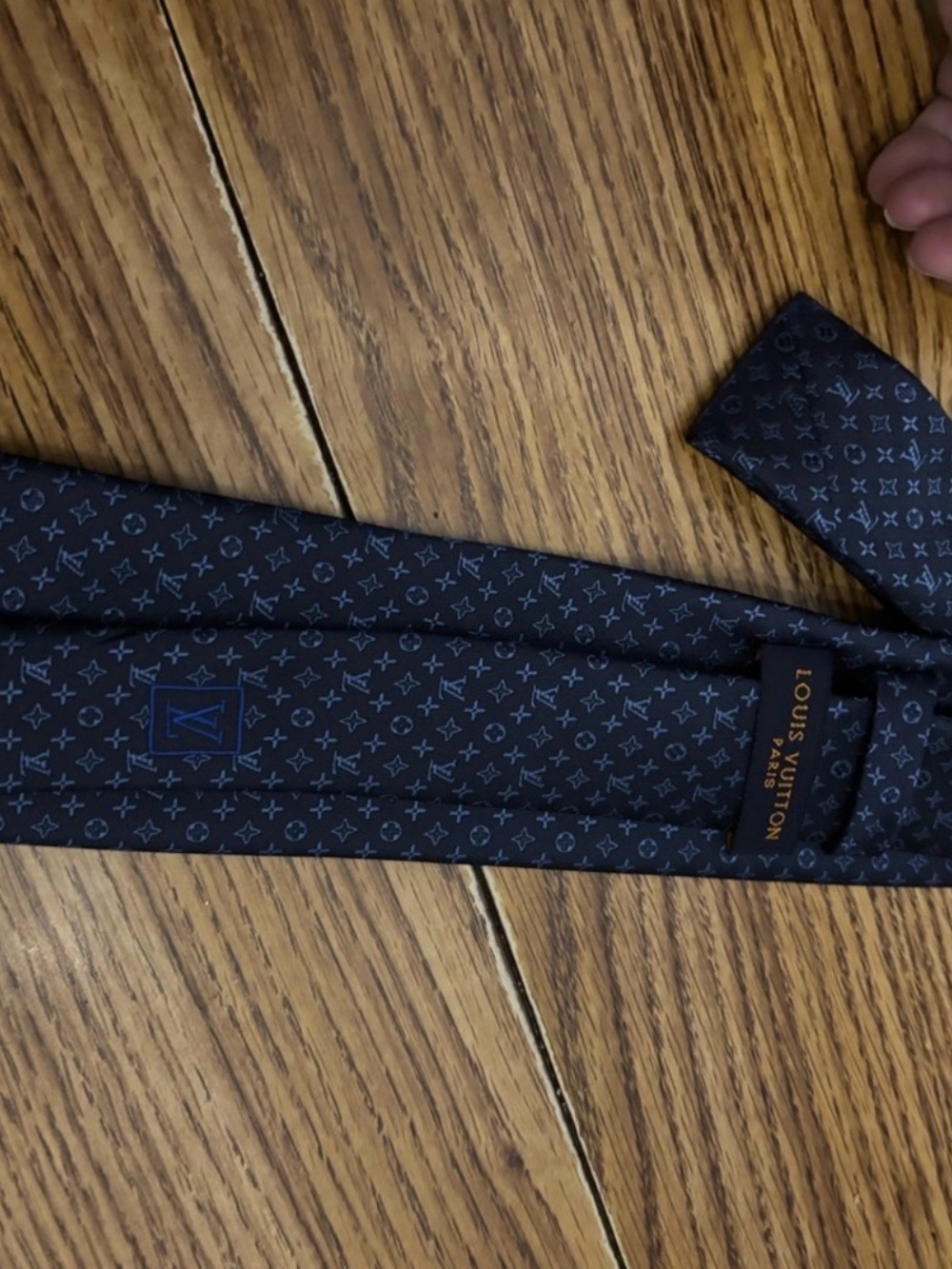 Louis Vuitton Navy Tie with Light-Blue Monogram new no box , sorry - Picture 3 of 4